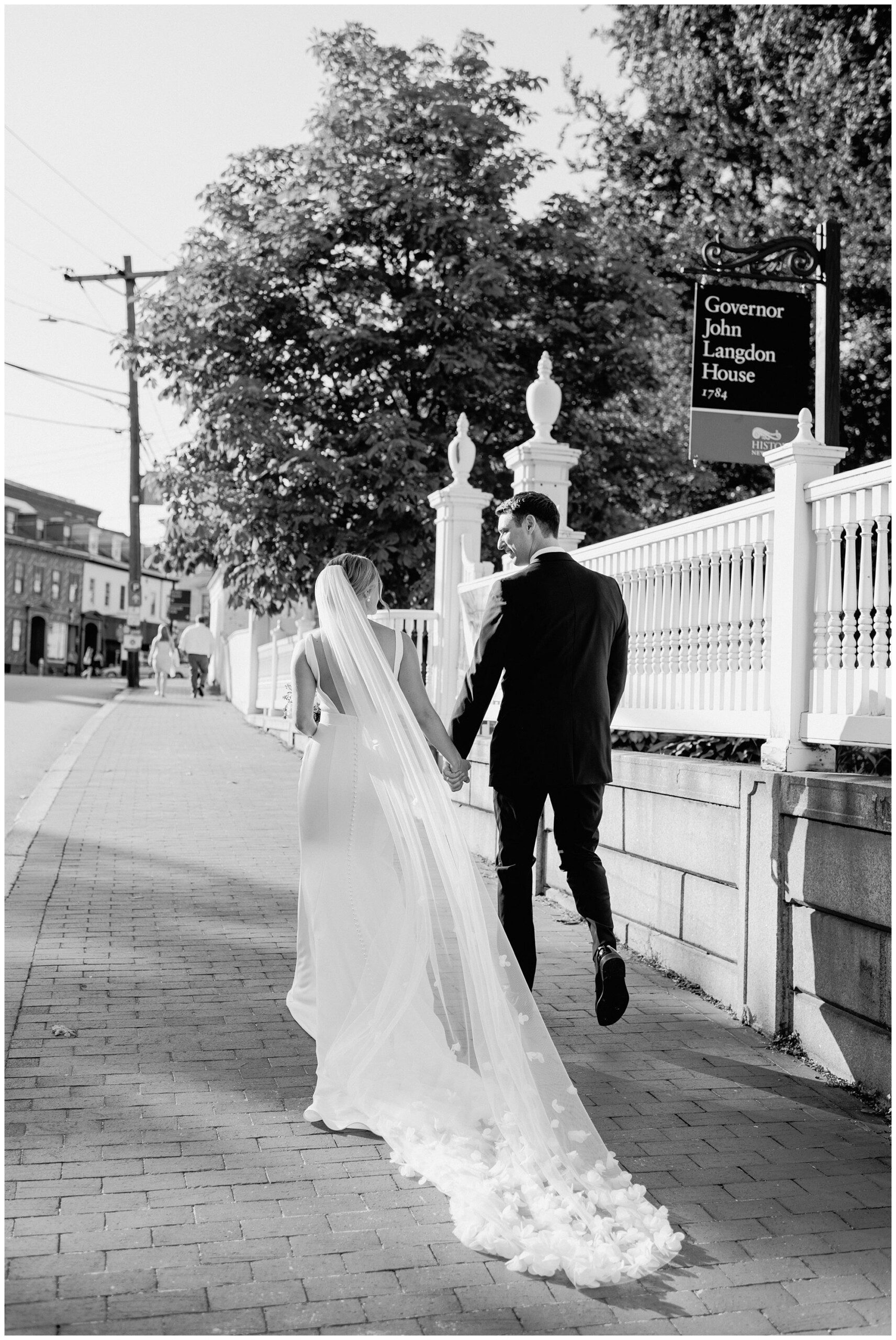Bride & Groom photos at Langdon House in Portsmouth, NH