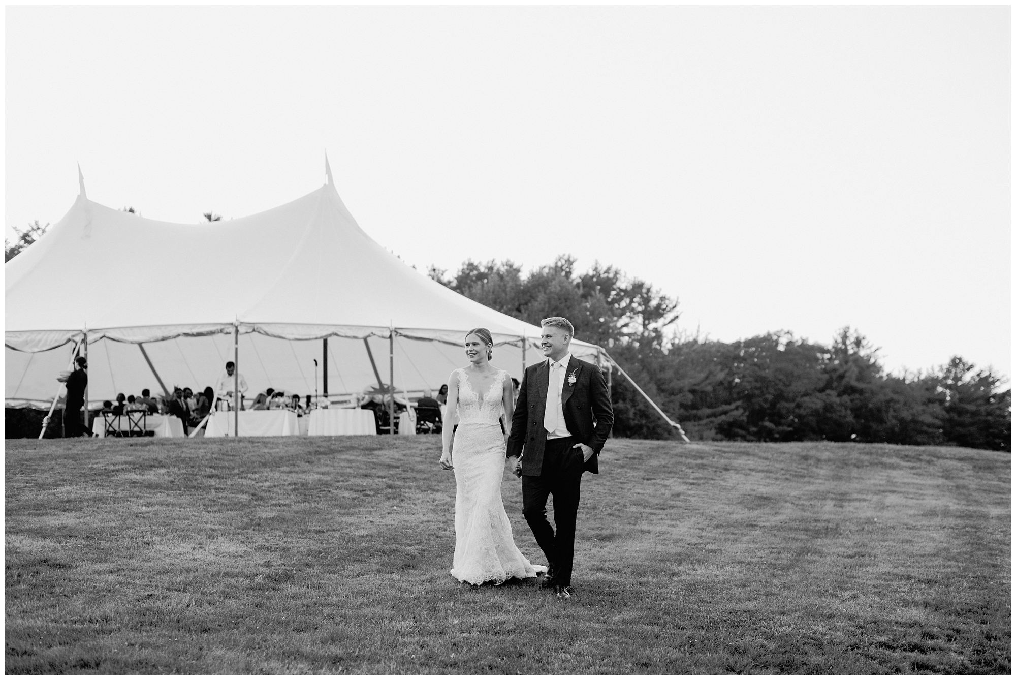 documentary wedding photography at 1774 Inn in Phippsburg, Maine